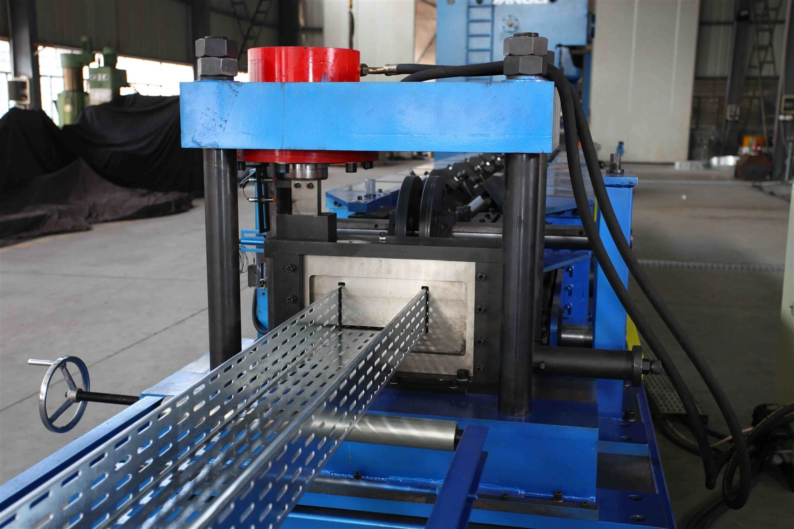 Cable Tray Cover Roll Forming Machine for Custom Profile Production Cable Tray Cover Roll Forming Machine for Custom Profile Production